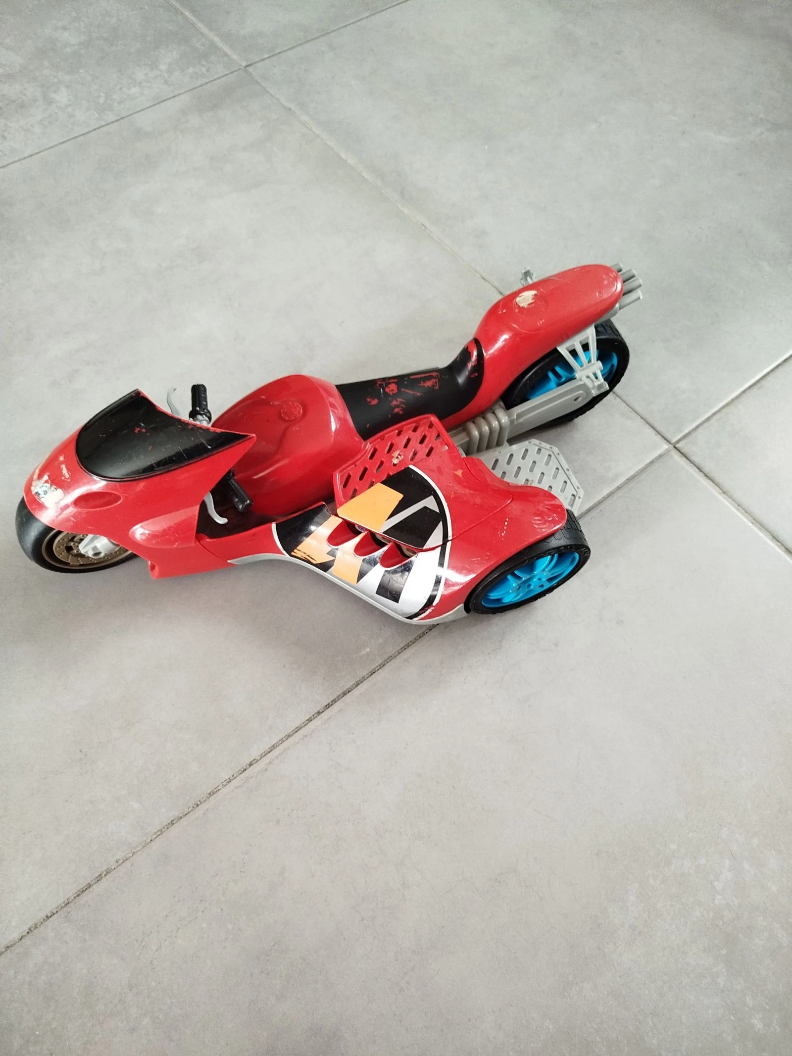 Moto 3 roues 